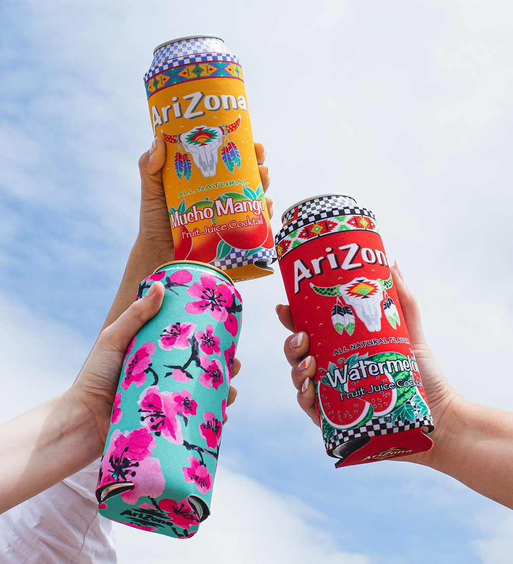 AriZona Cherry Blossom Big Can Sleeve Lifestyle