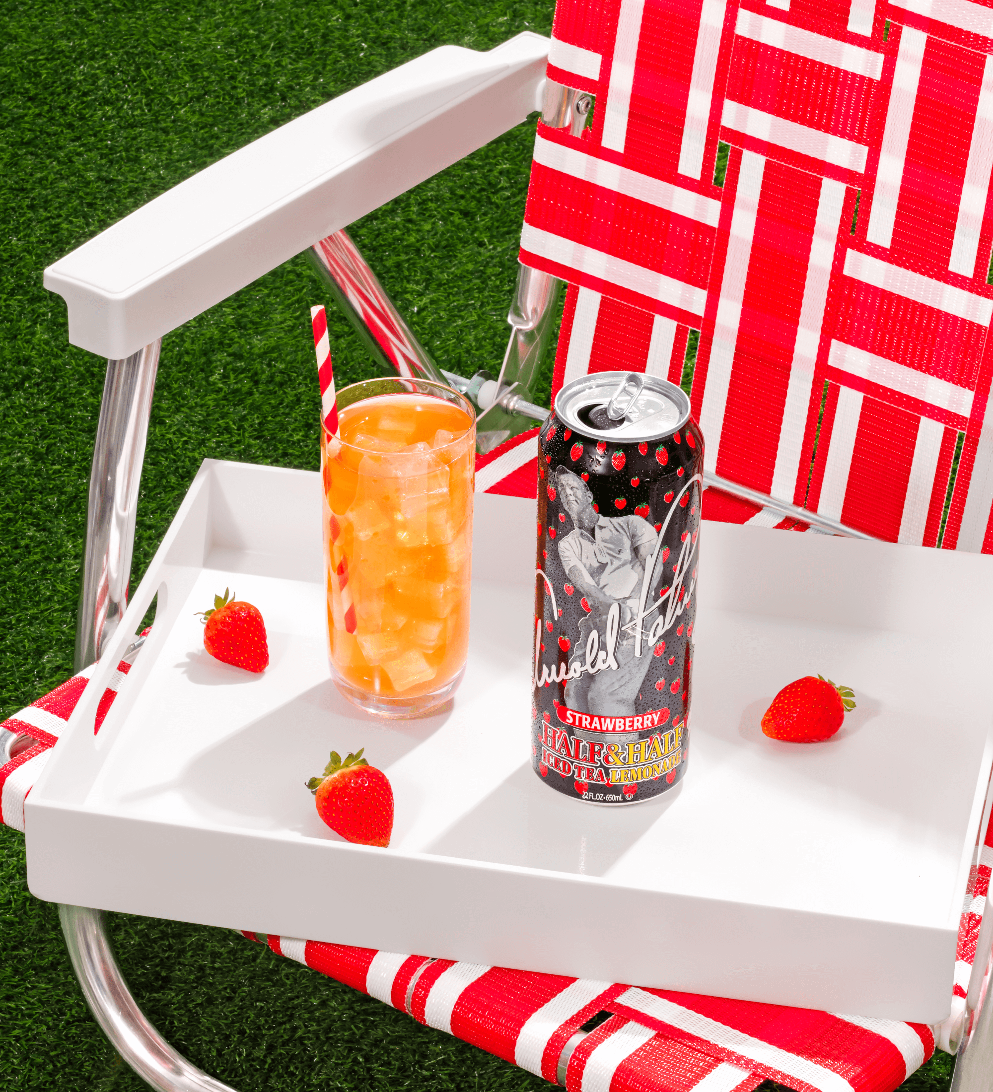 Arnold Palmer Strawberry Lifestyle Shot