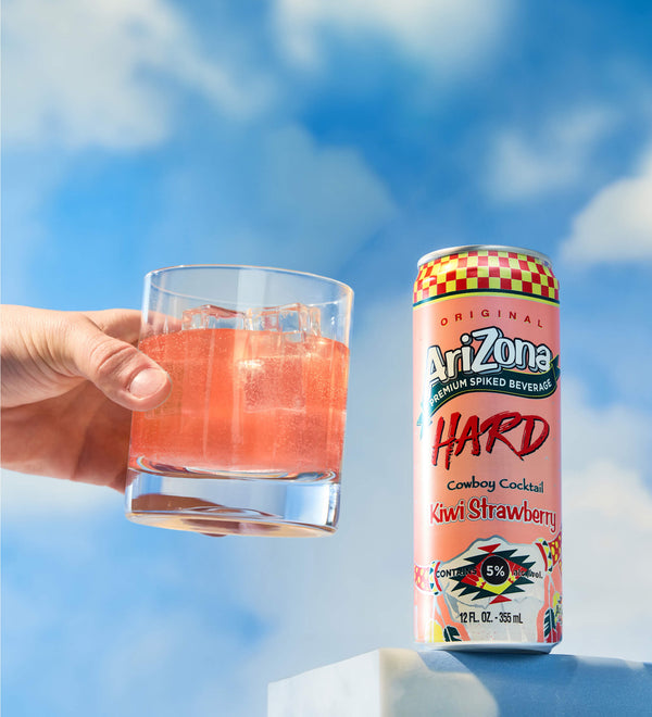 Kiwi Strawberry AZ Hard 12 oz Lifestyle